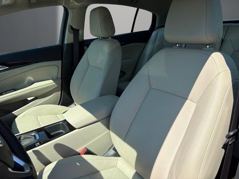 Used 2020 Buick Regal Essence FWD image 13