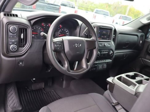 Used 2020 Chevrolet Silverado 1500 Custom Trail Boss w/ Custom Convenience Package AWD/4WD image 5