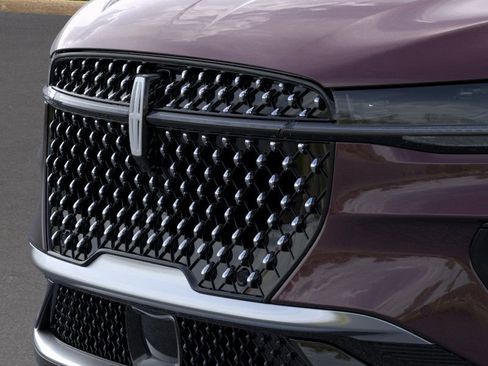 New 2024 Lincoln Nautilus Reserve w/ Equipment Group 202A image 17