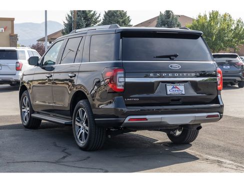 Used 2024 Ford Expedition Limited image 5