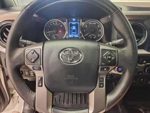 Used 2023 Toyota Tacoma Limited image 23