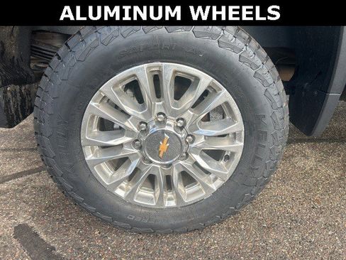 Certified 2022 Chevrolet Silverado 2500 High Country w/ Technology Package image 10