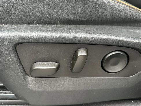 Used 2023 GMC Yukon XL AT4 w/ AT4 Premium Package image 13