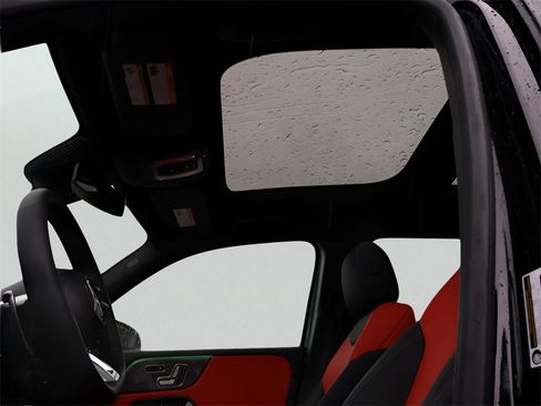 New 2026 Mercedes-Benz GLB 35 AMG 4MATIC image 43