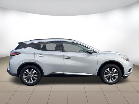 Used 2018 Nissan Murano SV FWD image 8