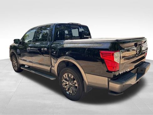 Used 2018 Nissan Titan Platinum Reserve w/ Platinum Utility Package AWD/4WD image 3