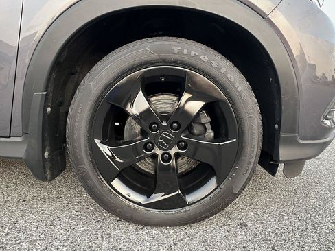 Used 2019 Honda HR-V LX image 11