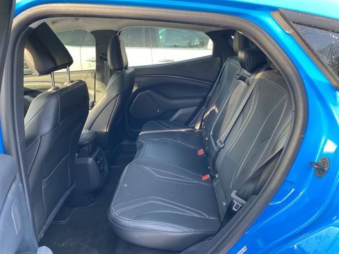 Used 2022 Ford Mustang Mach-E Premium image 11