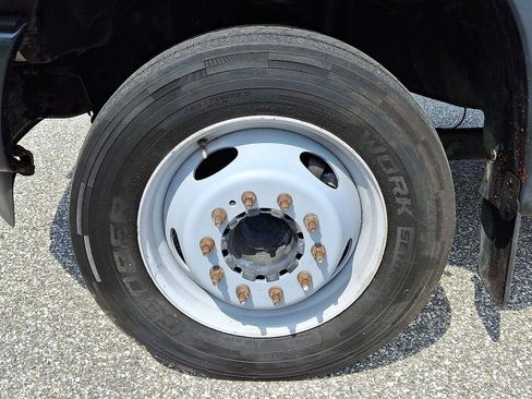 Used 2016 Ford F450 XL image 8