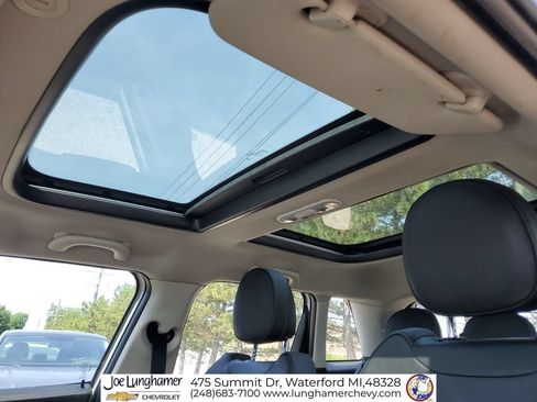 Used 2016 MINI Cooper 4-Door Hardtop FWD image 19