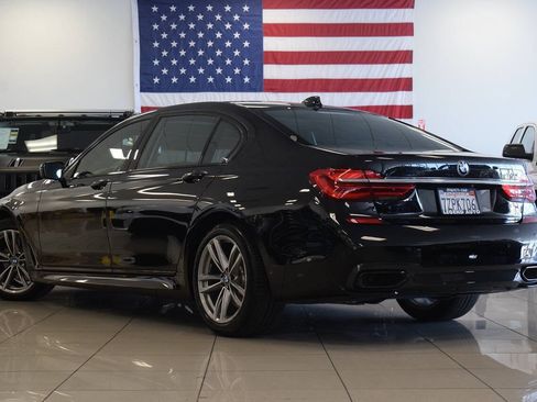 Used 2017 BMW 740i RWD image 5
