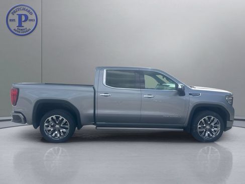Used 2024 GMC Sierra 1500 Denali w/ Denali Reserve Package AWD/4WD image 8