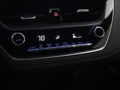 Used 2022 Toyota Corolla SE w/ SE Premium Package image 15