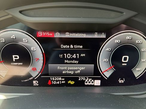 Used 2025 Audi Q8 Premium Plus AWD/4WD image 8