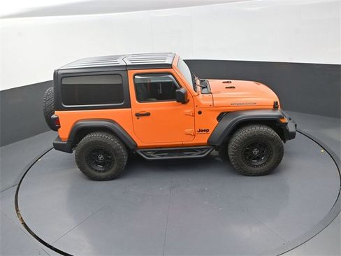 Used 2025 Jeep Wrangler Sport image 22