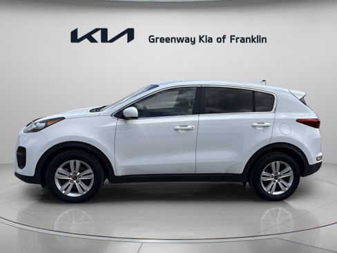 Used 2017 Kia Sportage LX FWD image 4