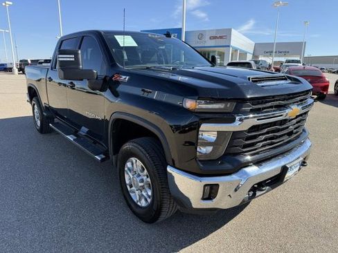 Used 2024 Chevrolet Silverado 2500 LT w/ All Star Edition image 33