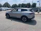 Used 2023 Kia Sportage LX image 4