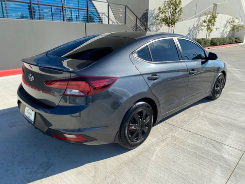 Used 2020 Hyundai Elantra SE w/ Cargo Package (C1) image 5