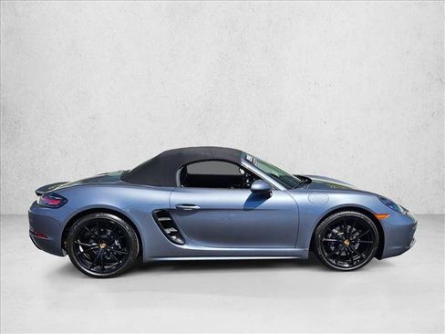 Used 2025 Porsche 718 Boxster RWD image 4