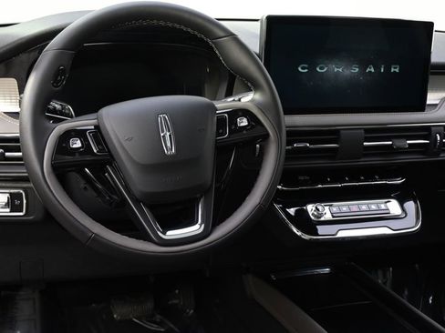New 2026 Lincoln Corsair Premiere image 12