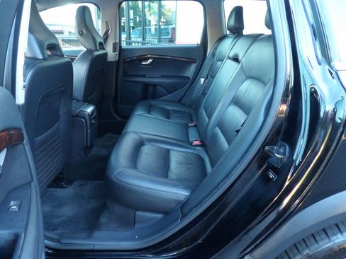 Used 2013 Volvo XC70 T6 AWD/4WD image 11