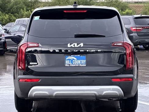 Used 2022 Kia Telluride LX AWD/4WD image 5