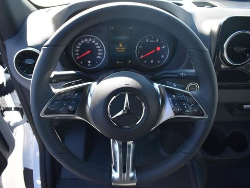 New 2025 Mercedes-Benz Sprinter 2500 image 11