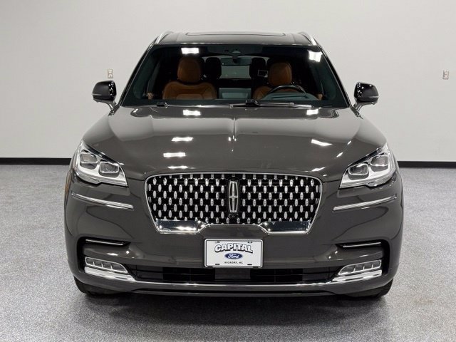 Used 2023 Lincoln Aviator Black Label AWD/4WD image 4