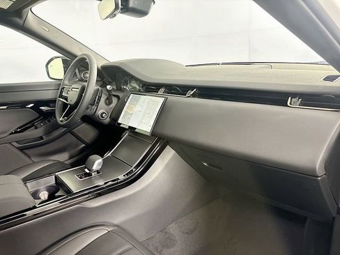 Used 2026 Land Rover Range Rover Evoque S AWD/4WD image 29