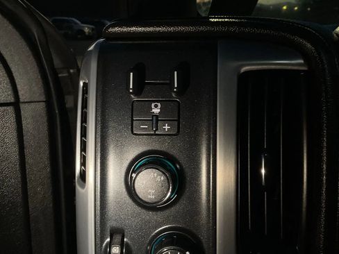 Used 2017 GMC Sierra 1500 SLT image 27