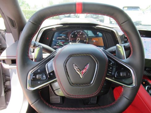 Used 2024 Chevrolet Corvette Stingray Preferred Conv w/ Z51 Performance Package RWD image 22
