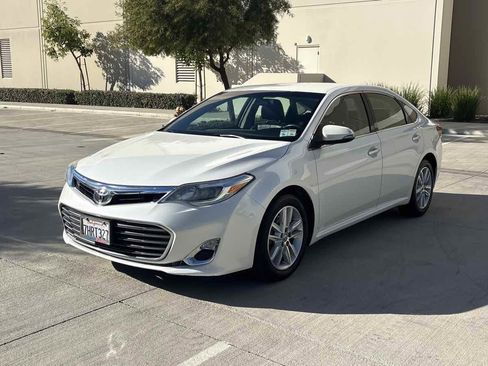 Used 2015 Toyota Avalon XLE image 7