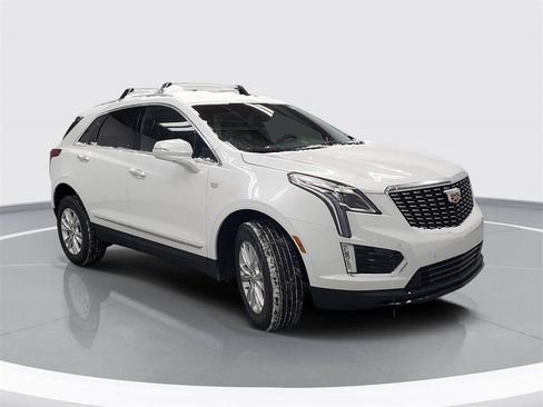 New 2026 Cadillac XT5 Luxury w/ LPO, Floor Liner Package image 2