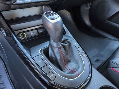 Used 2024 Kia Forte GT image 22