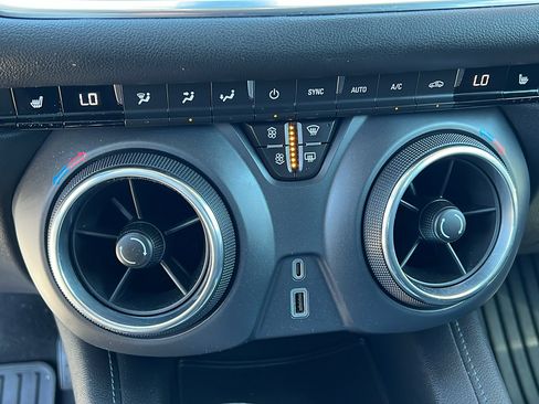 Certified 2021 Chevrolet Blazer LT AWD/4WD image 21