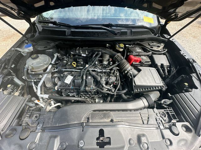 Used 2022 Lincoln Corsair AWD w/ Premium Package image 34