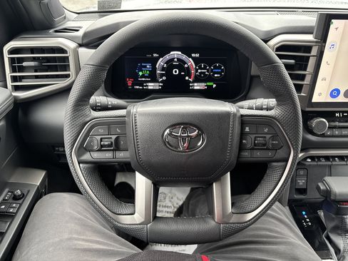 Used 2025 Toyota Sequoia Limited w/ TRD Off-Road Package image 21