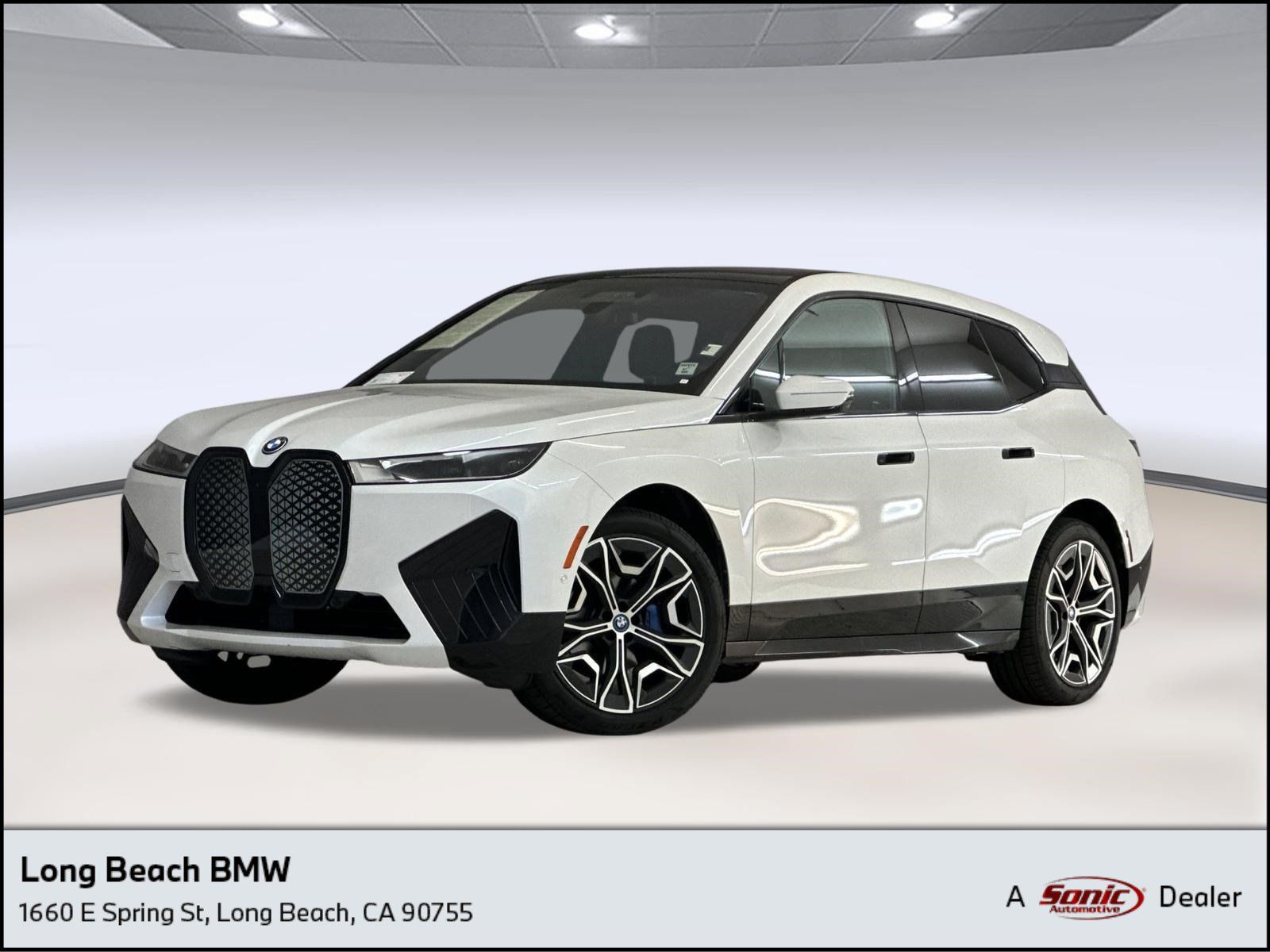 Used 2024 BMW iX xDrive50 w/ Sport Package AWD/4WD image 1