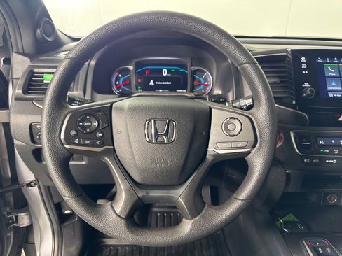 Used 2021 Honda Passport Sport image 17