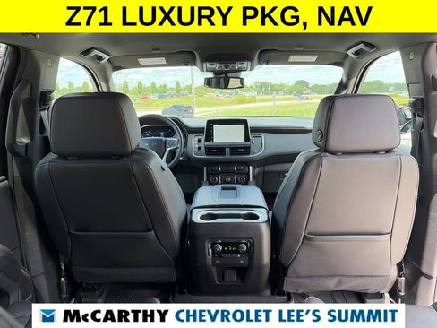 Used 2024 Chevrolet Tahoe Z71 w/ Luxury Package AWD/4WD image 43