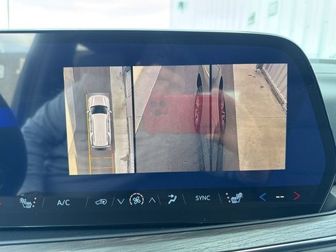 New 2026 Chevrolet Tahoe Z71 w/ Comfort Package AWD/4WD image 33