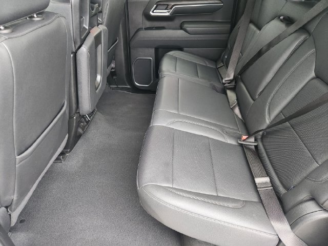 Used 2025 GMC Sierra 1500 SLT AWD/4WD image 28