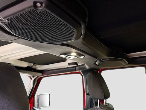 Used 2020 Jeep Wrangler Unlimited Sport image 26