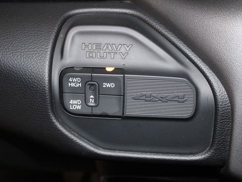 Used 2024 RAM 3500 Big Horn image 30