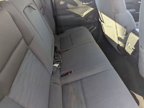 Certified 2022 Nissan Frontier SV image 20