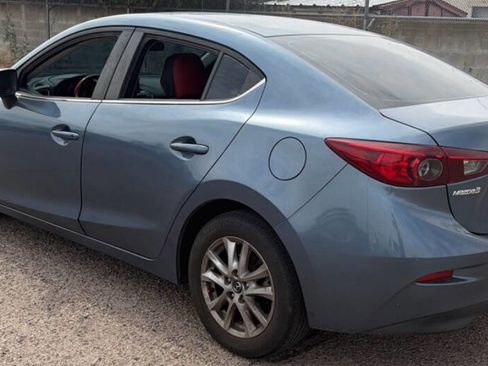 Used 2016 MAZDA MAZDA3 i Sport w/ Preferred Equipment Package FWD image 4