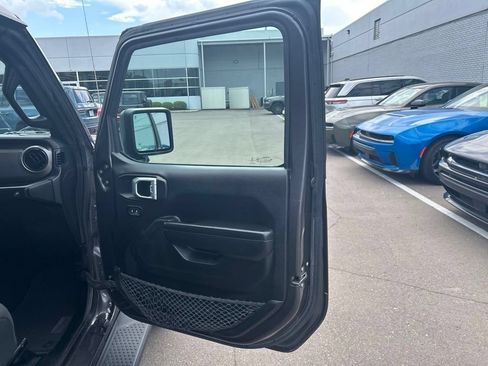 Used 2021 Jeep Wrangler Unlimited Sport AWD/4WD image 16