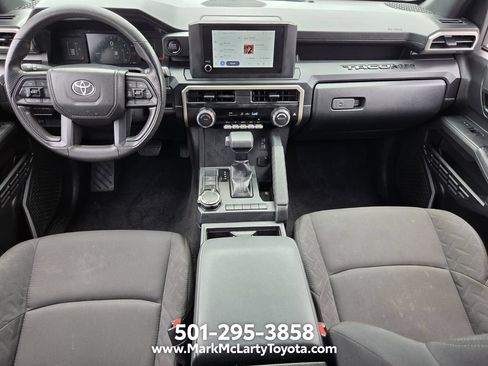 Used 2025 Toyota Tacoma SR AWD/4WD image 12