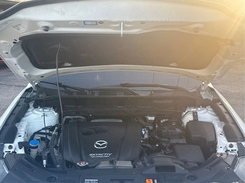 Used 2018 MAZDA CX-5 Touring image 13